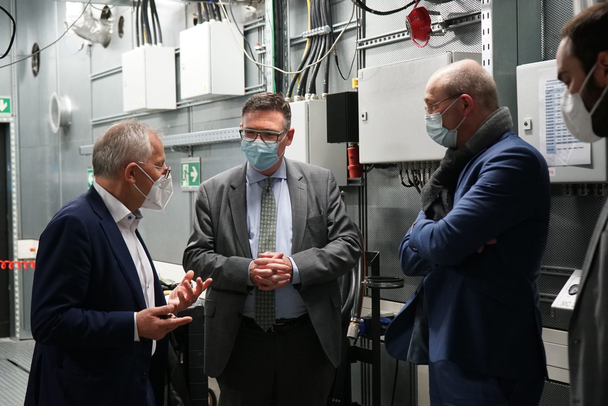 Visit of Dr. Kaufmann (Hydrogen Commissioner of the Federal Government at the BMBF) at RWTH Aachen University, Aachen