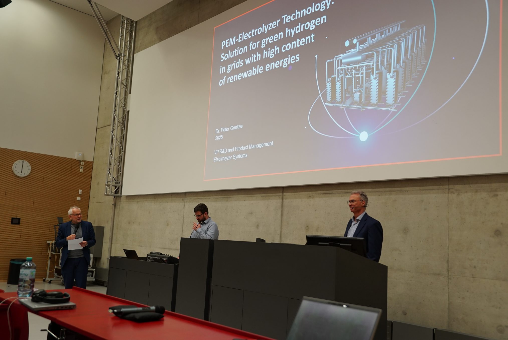 Peter Geskes (Siemens Energy) at the Motor Technology Seminar, Aachen